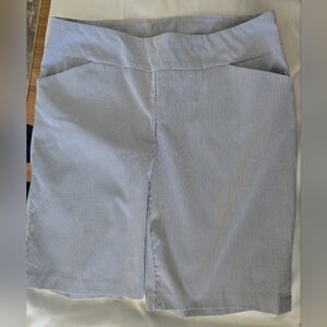 Womens Tribal Shorts Sz 16W Blue And White Pinstripe Pull On Stretch Euc